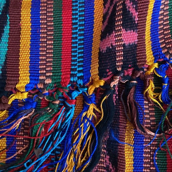 Mexican Woven table runner/heavy shawl - Picture 5 of 5